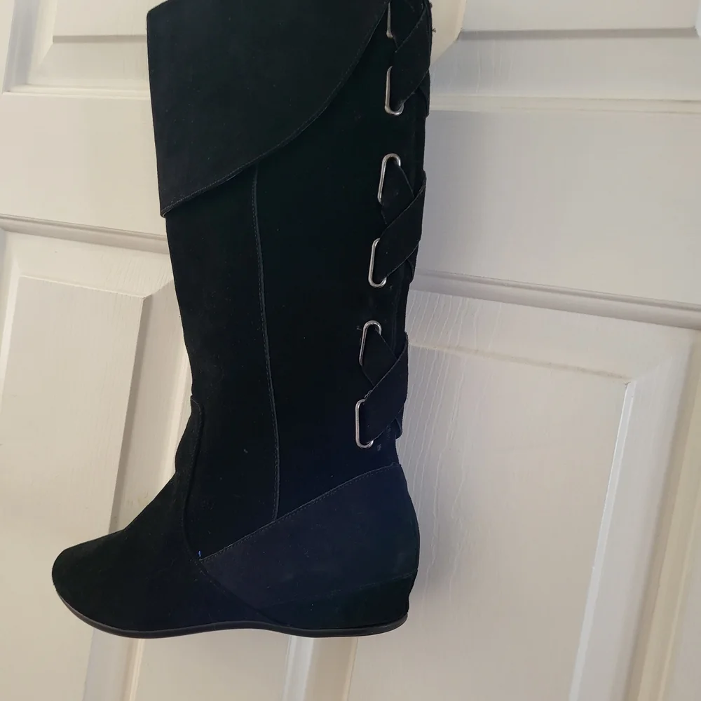Stylish Black Suede Over the Knee Boots
